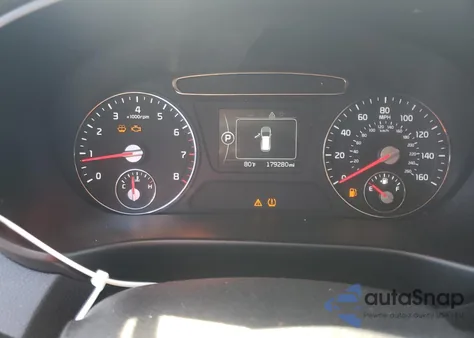 2018 Kia Sorento Lx from USA, damaged, VIN 5XYPG4A32JG401457